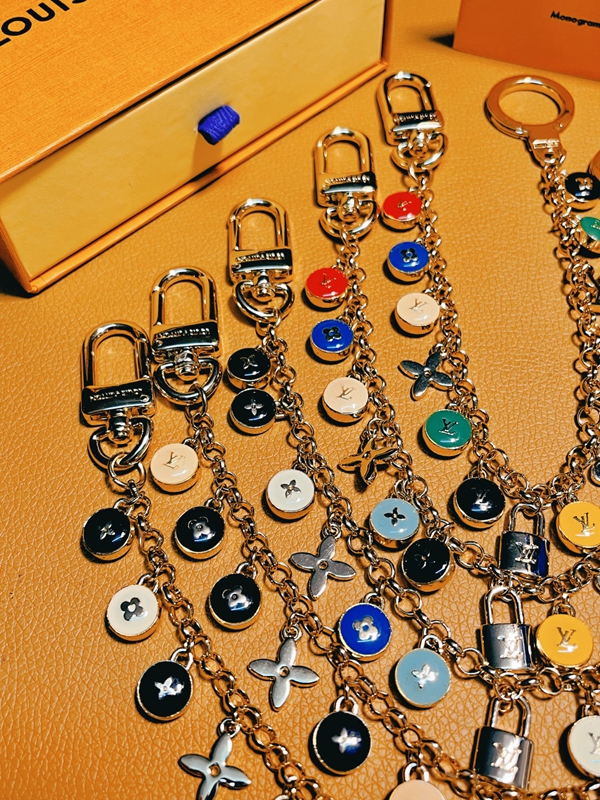 ブランドキーホルダー全体デザイン